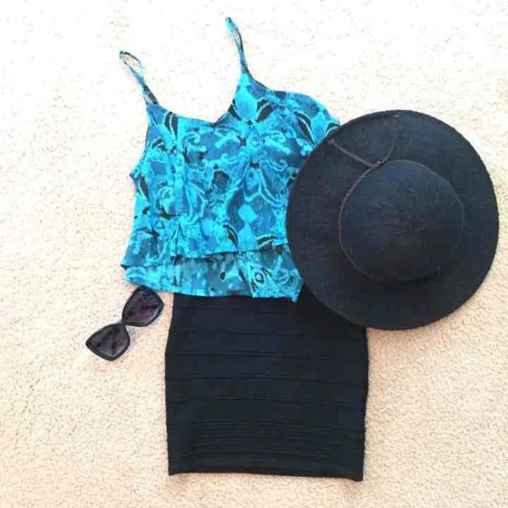 Flowy Crop Top
